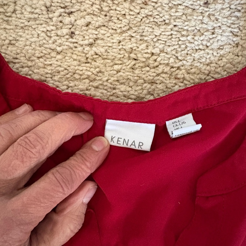 Kenar Sleeveless Red Blouse - Picture 2 of 5